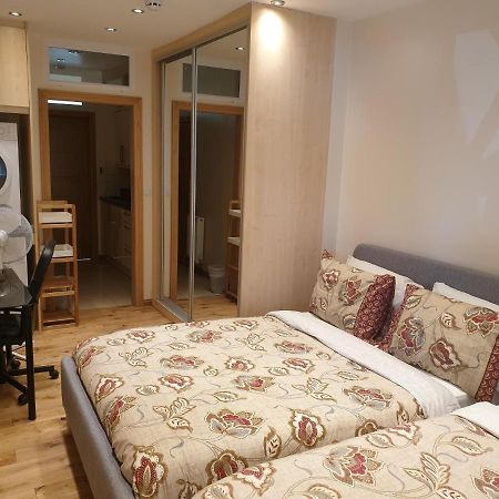 London Luxury Apartments 1Min Walk From Underground, With Free Parking Free Wifi 外观 照片